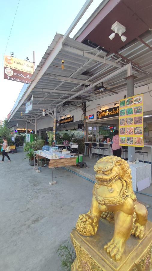 Pa Chalermchai Guesthouse Bangkok Exterior foto